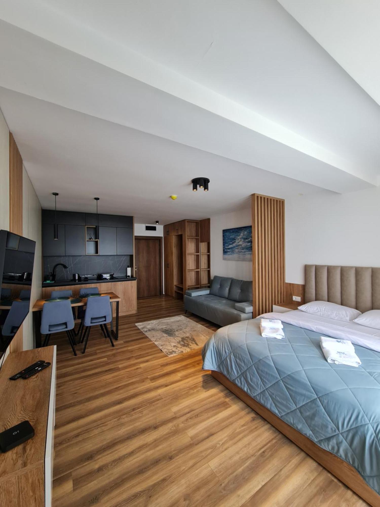 Skykop Apartment *